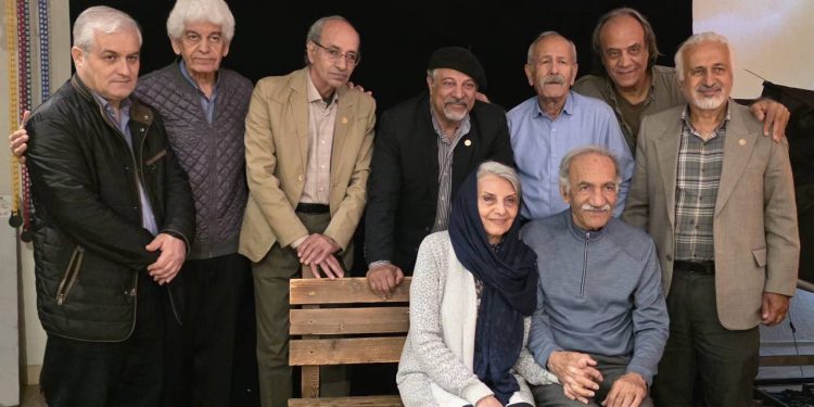عکاس پیشکسوت تجلیل شد